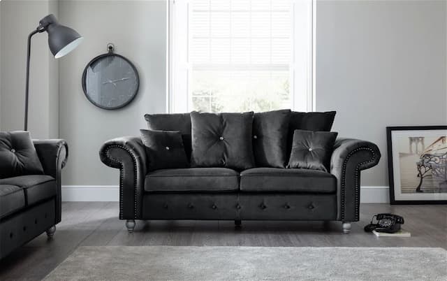 Raton Black 3 Plus 2 Sofa Set
