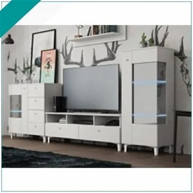 Oscar TV Set